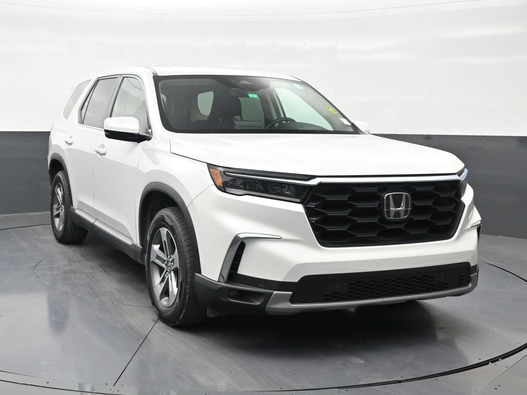 Used 2025 Honda Pilot EX-L image 7