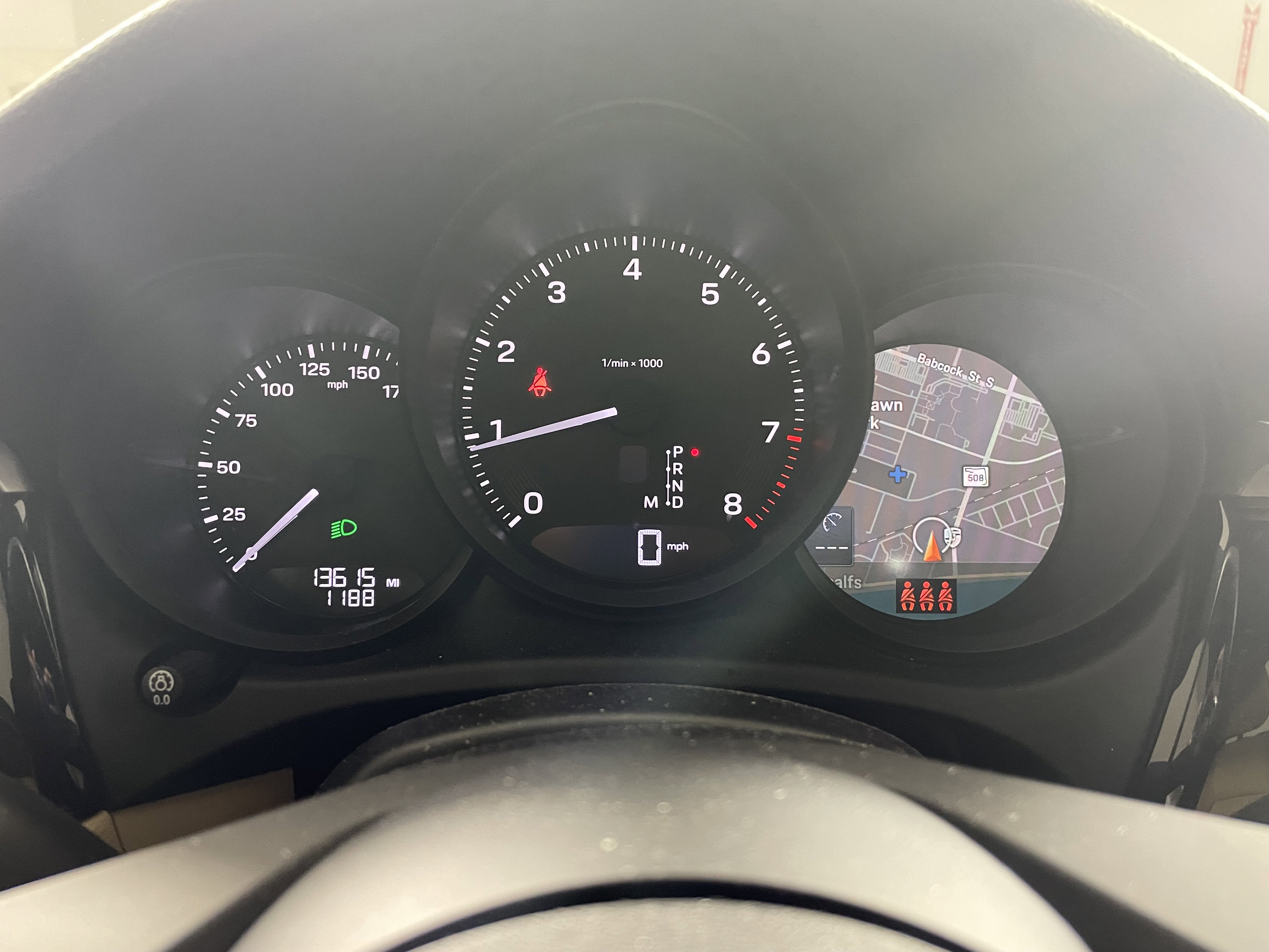 Certified 2023 Porsche Macan image 18