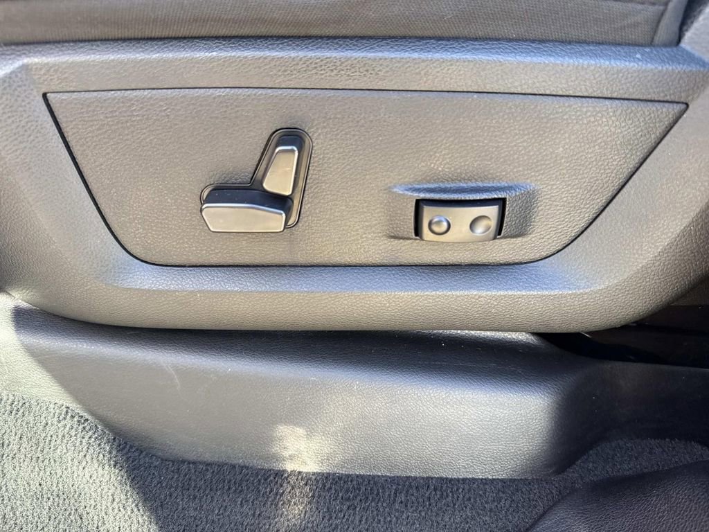 Used 2024 RAM 2500 Big Horn image 25