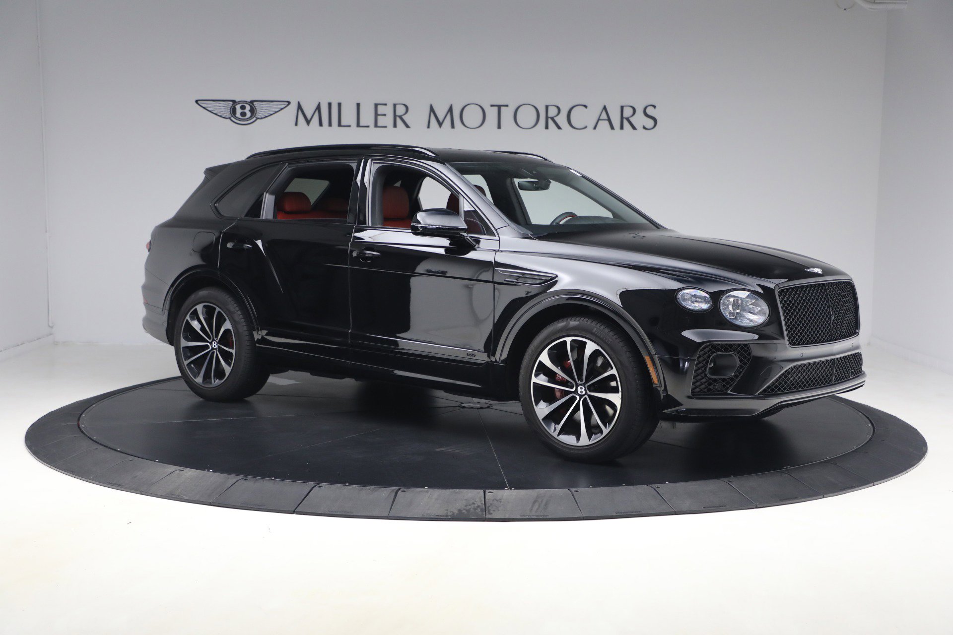Used 2022 Bentley Bentayga image 10