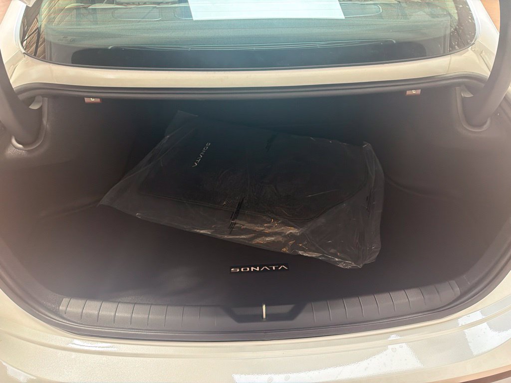 New 2027 Hyundai Sonata Limited FWD image 14