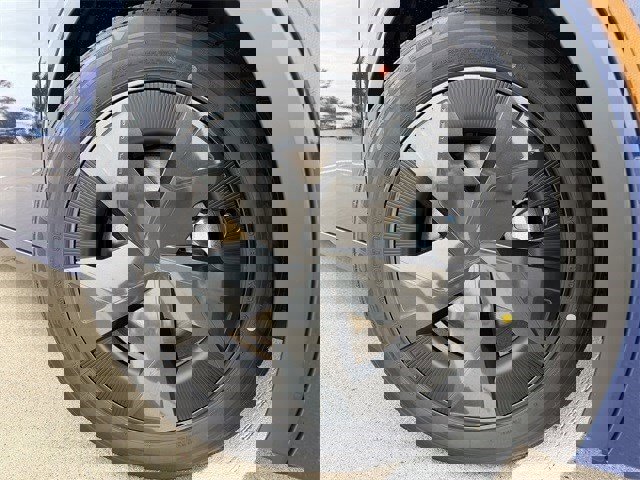 New 2026 Toyota Prius Plug-In Hybrid image 10