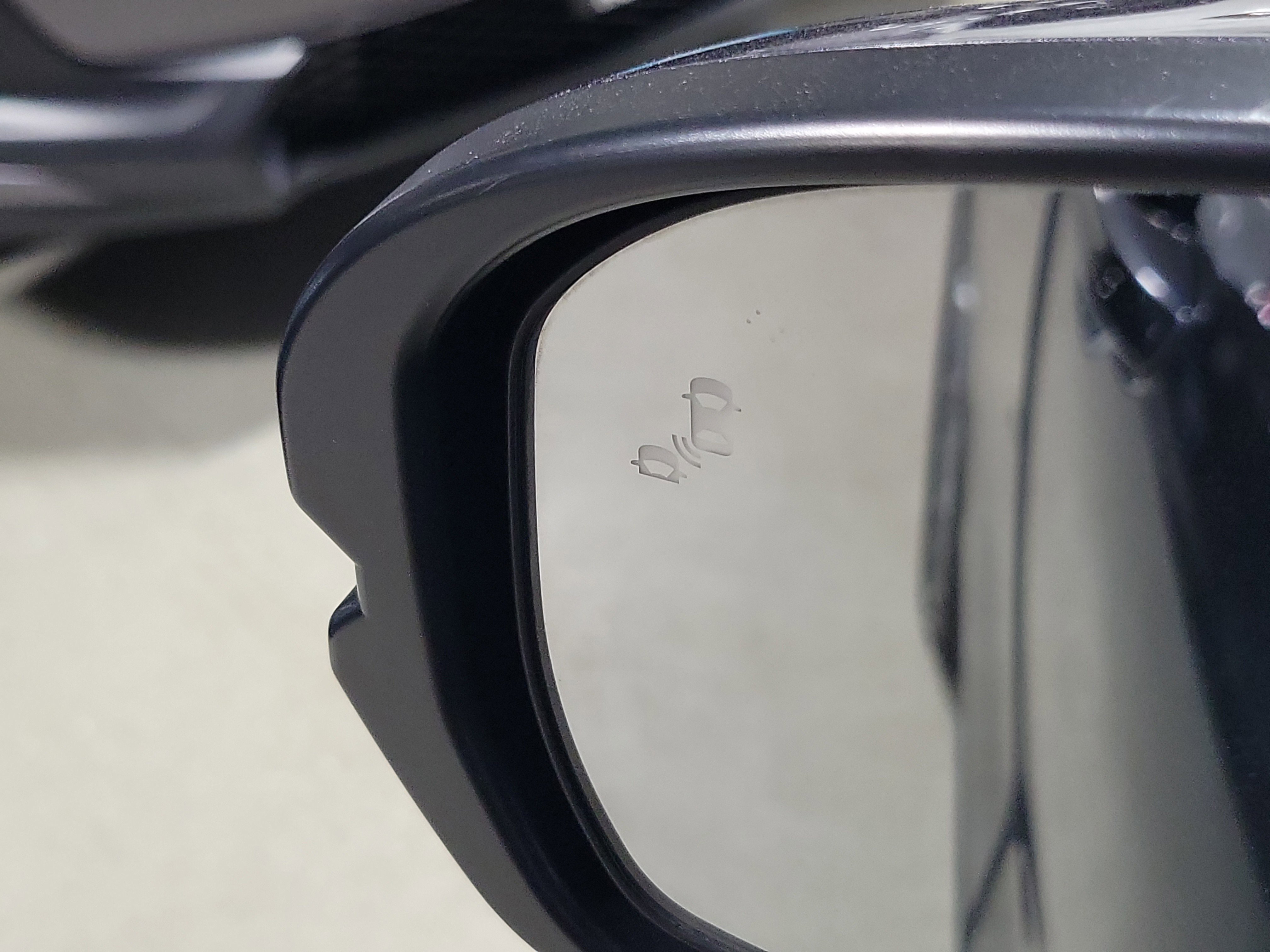 Used 2023 Honda CR-V EX image 16