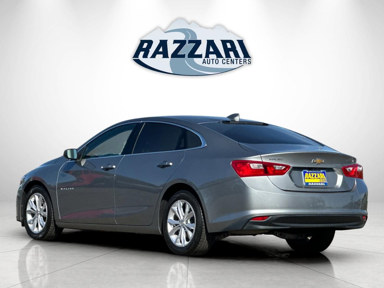 Used 2023 Chevrolet Malibu LT FWD image 5