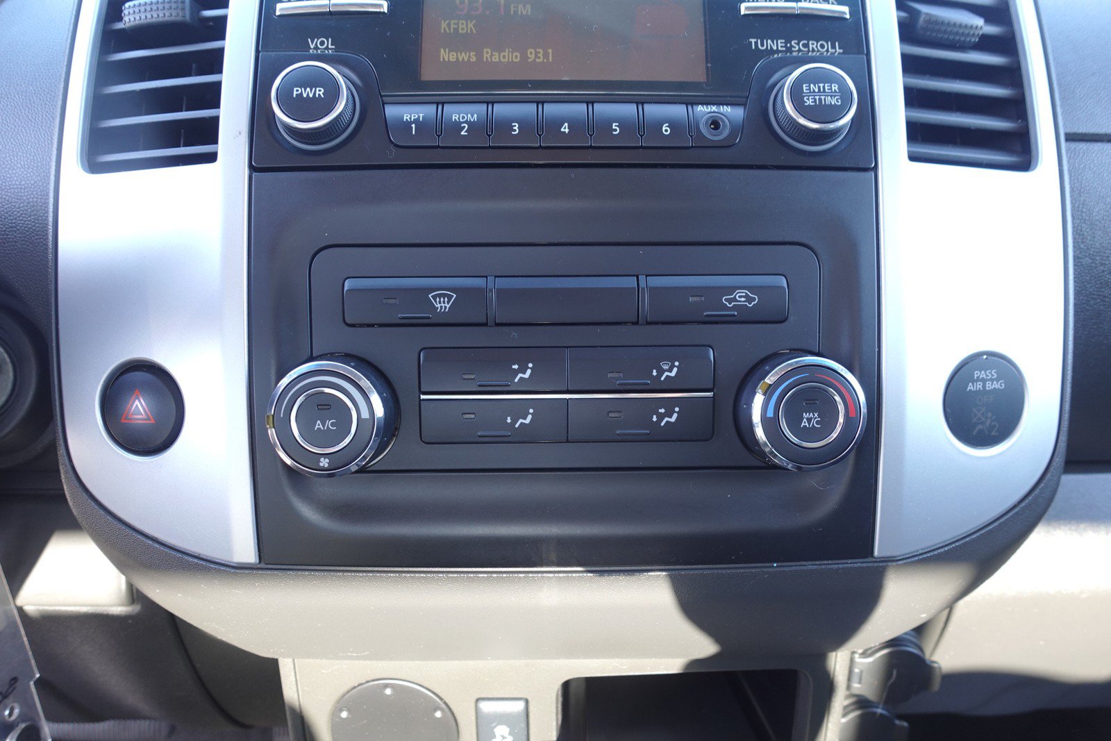 Used 2013 Nissan Frontier SV RWD image 18