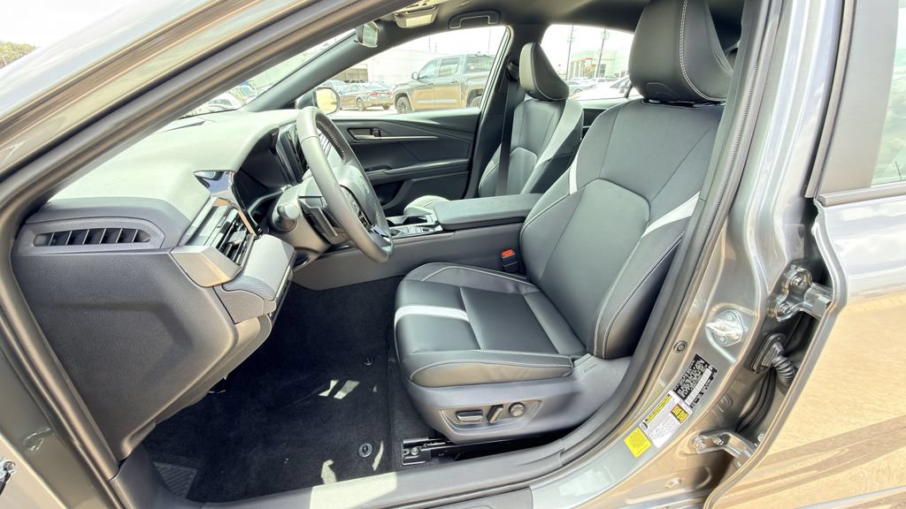 Certified 2026 Toyota Camry SE FWD image 25
