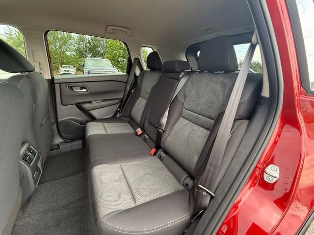 New 2026 Nissan Rogue SV image 12