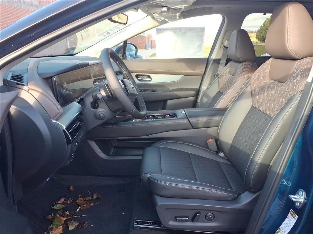 New 2026 Nissan Murano Platinum w/ Cargo Package image 26