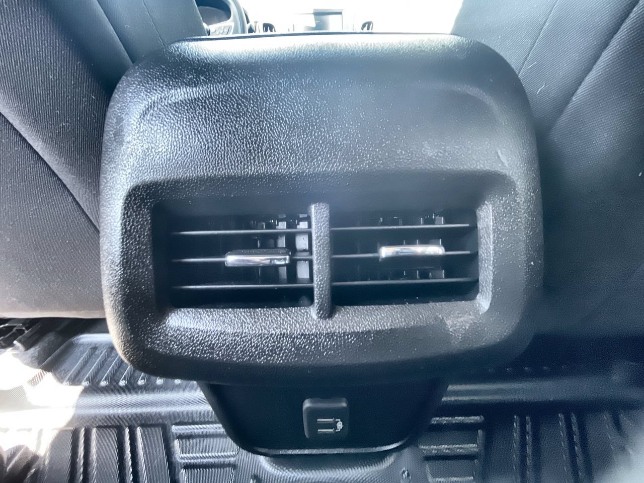 Used 2022 Chevrolet Equinox LT FWD image 21