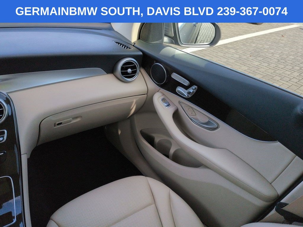 Used 2022 Mercedes-Benz GLC 300 4MATIC image 19