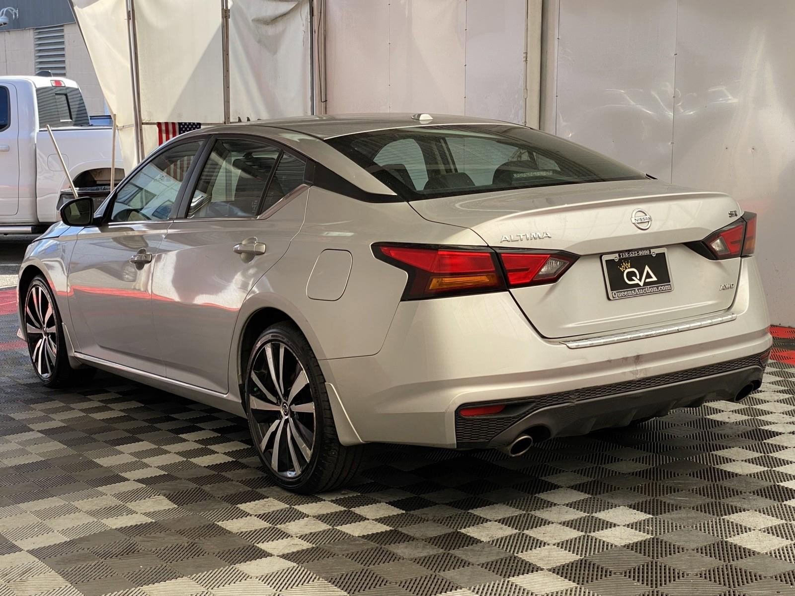 Used 2019 Nissan Altima 2.5 SR AWD/4WD image 4