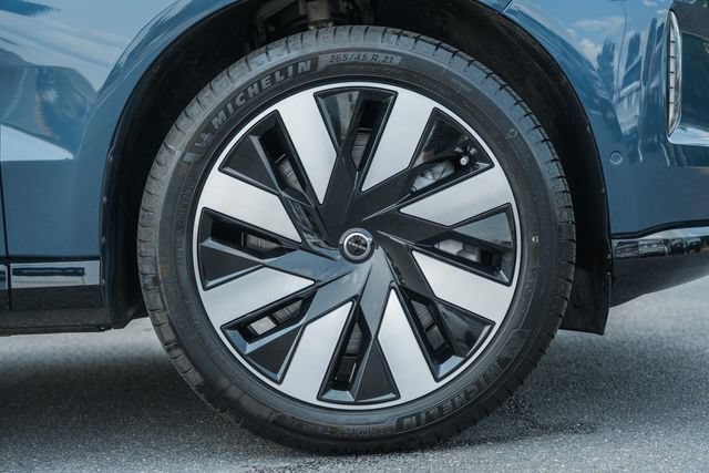Certified 2025 Volvo EX90 Ultra AWD/4WD image 15