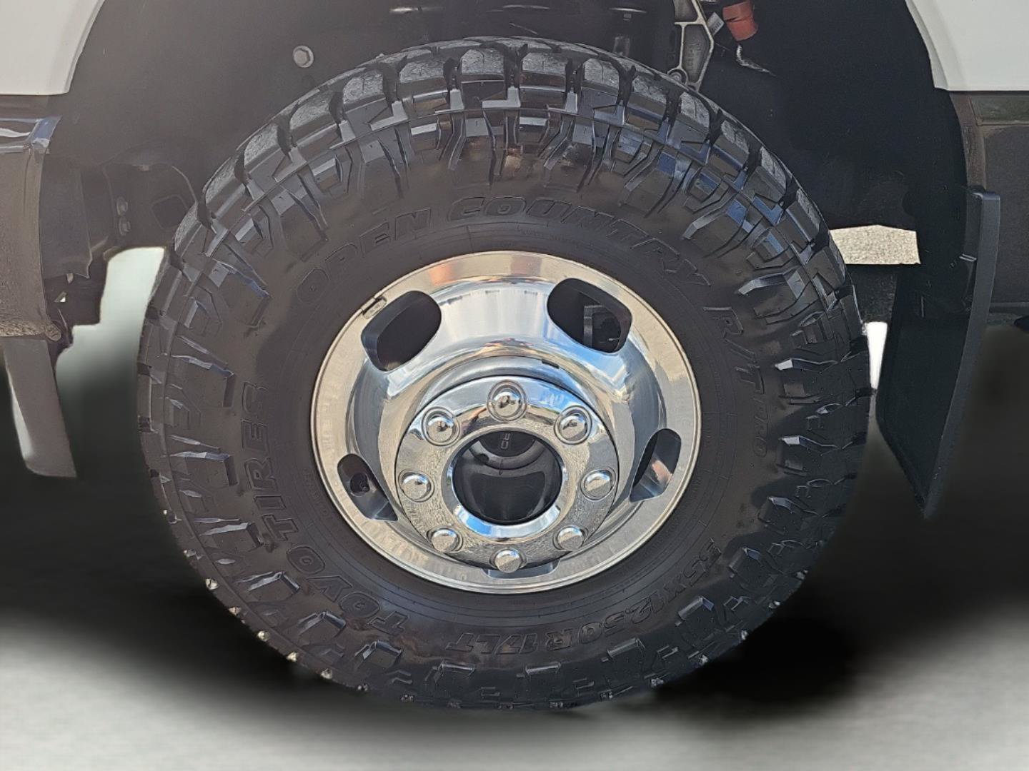 Used 2025 Ford F350 King Ranch w/ FX4 Off-Road Package AWD/4WD image 11
