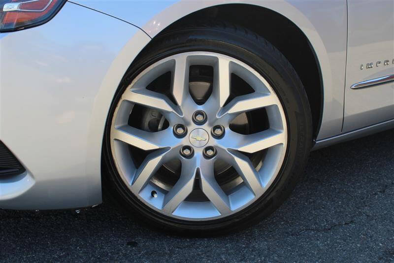 Used 2019 Chevrolet Impala Premier FWD image 9