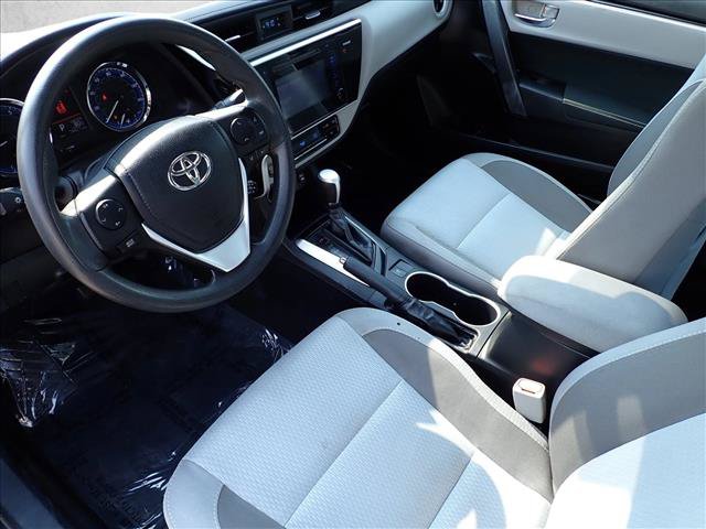 Used 2017 Toyota Corolla LE w/ Carpet Mat Package (TMS) FWD image 6