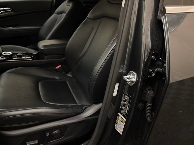 Certified 2024 Kia Sportage EX AWD/4WD image 12