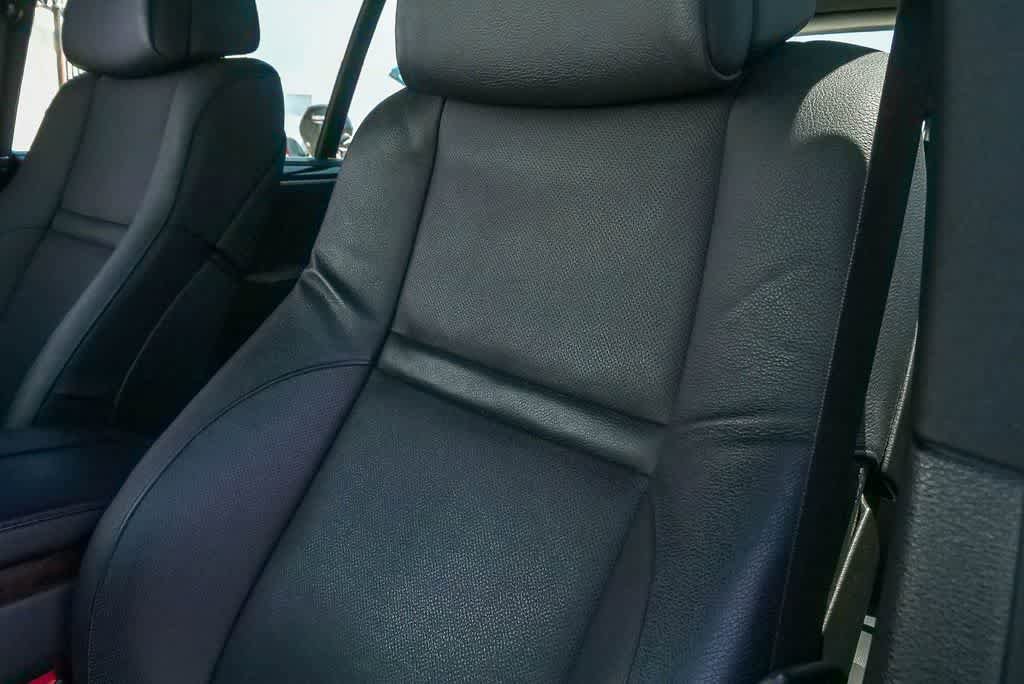 Used 2012 BMW X5 xDrive50i AWD/4WD image 21
