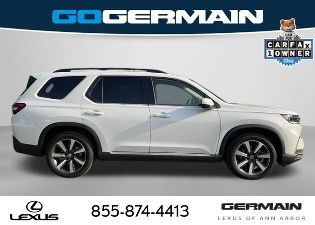 Used 2025 Honda Pilot Touring image 9