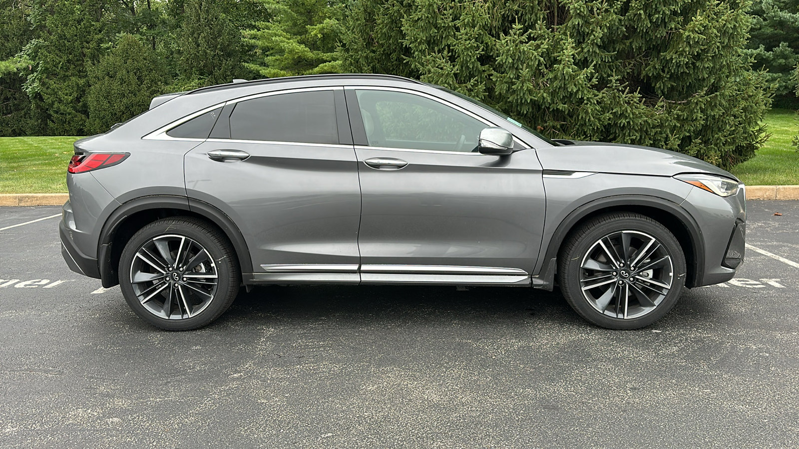 New 2025 INFINITI QX55 Luxe w/ Accent Package image 13