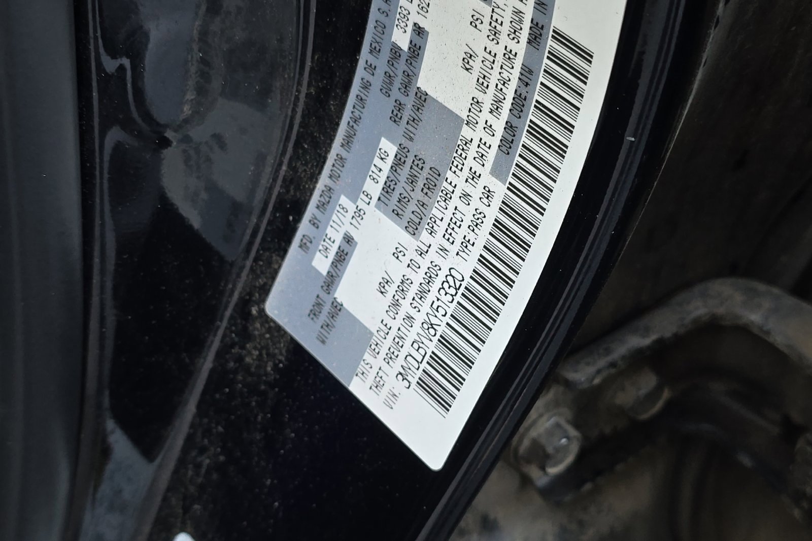 Used 2019 Toyota Yaris L image 40