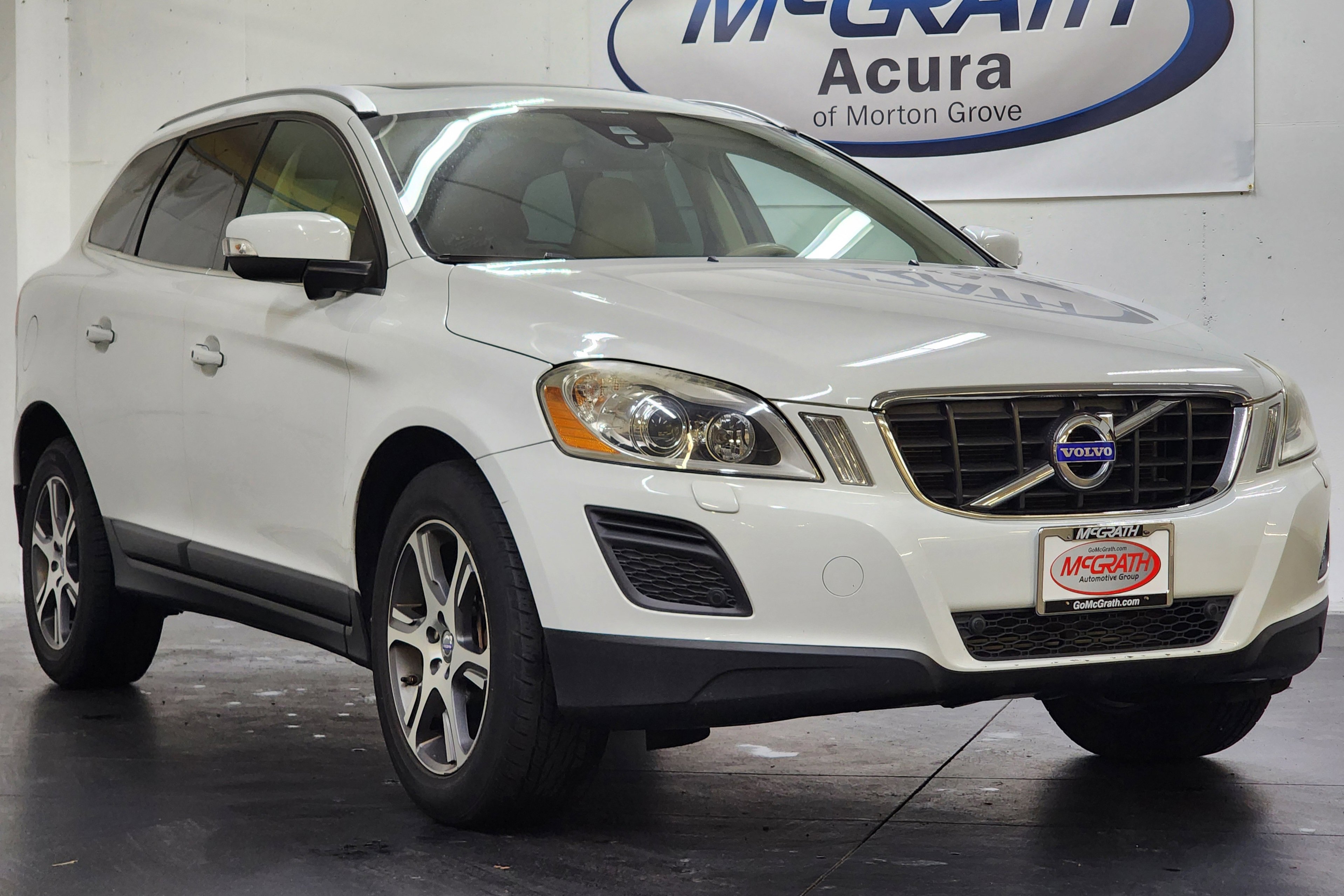 Used 2013 Volvo XC60 T6 image 2