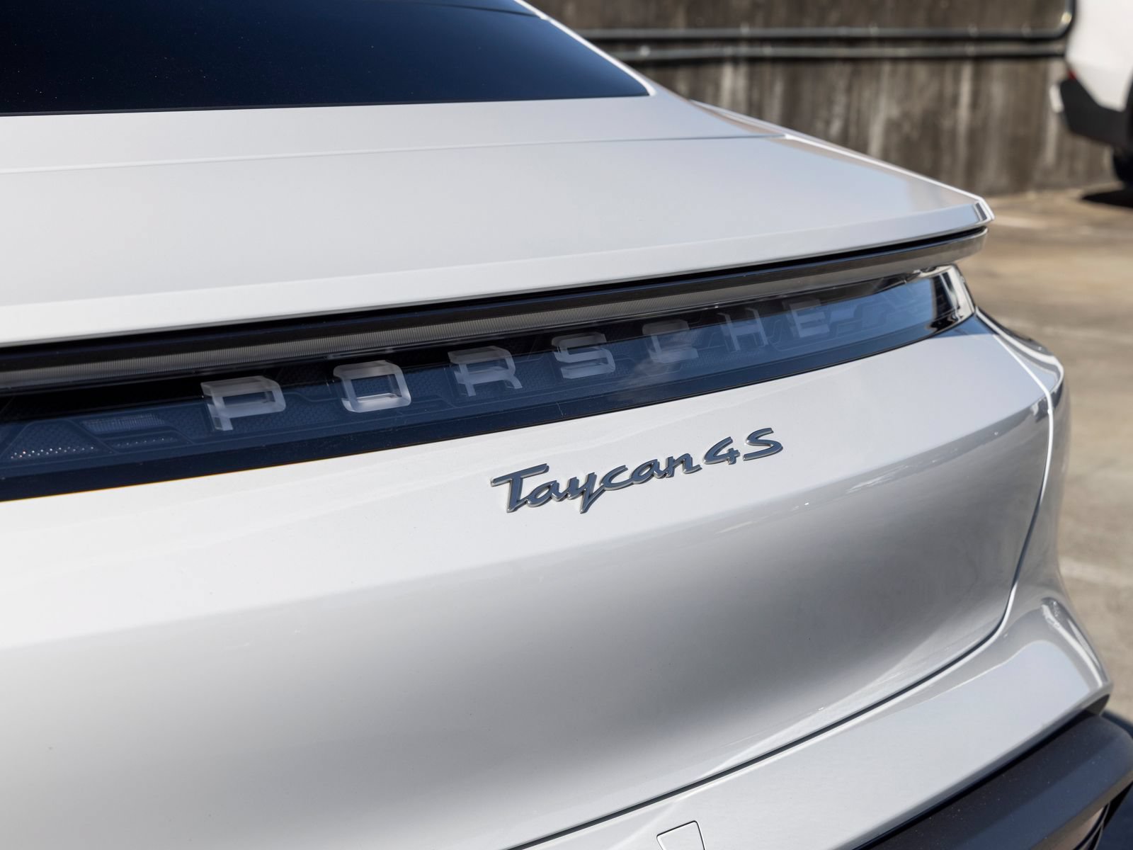Used 2024 Porsche Taycan 4S AWD/4WD image 22
