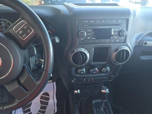 Used 2017 Jeep Wrangler Unlimited Sport w/ Connectivity Group image 6