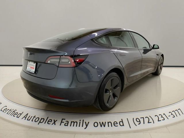 Used 2023 Tesla Model 3 Standard Range image 3