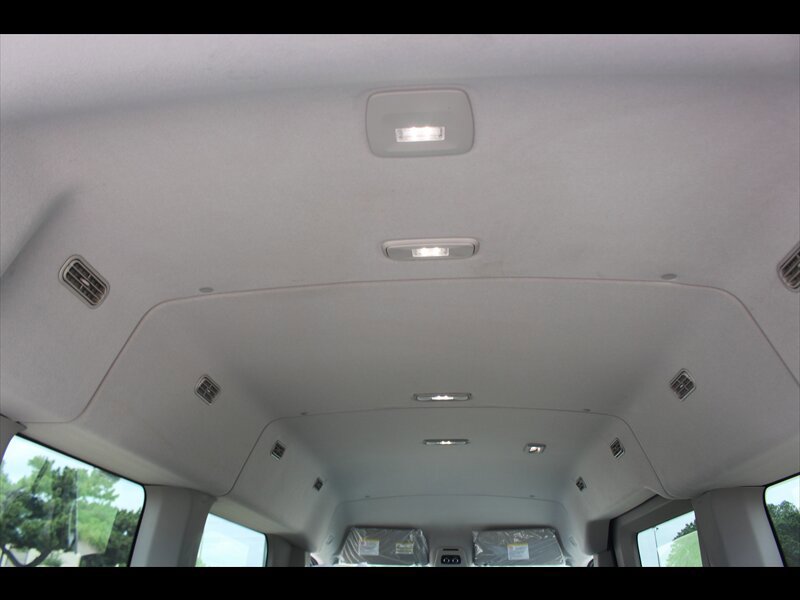 Used 2024 Ford Transit 350 XL RWD image 13