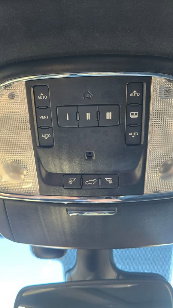 Used 2020 Jeep Grand Cherokee Summit image 31