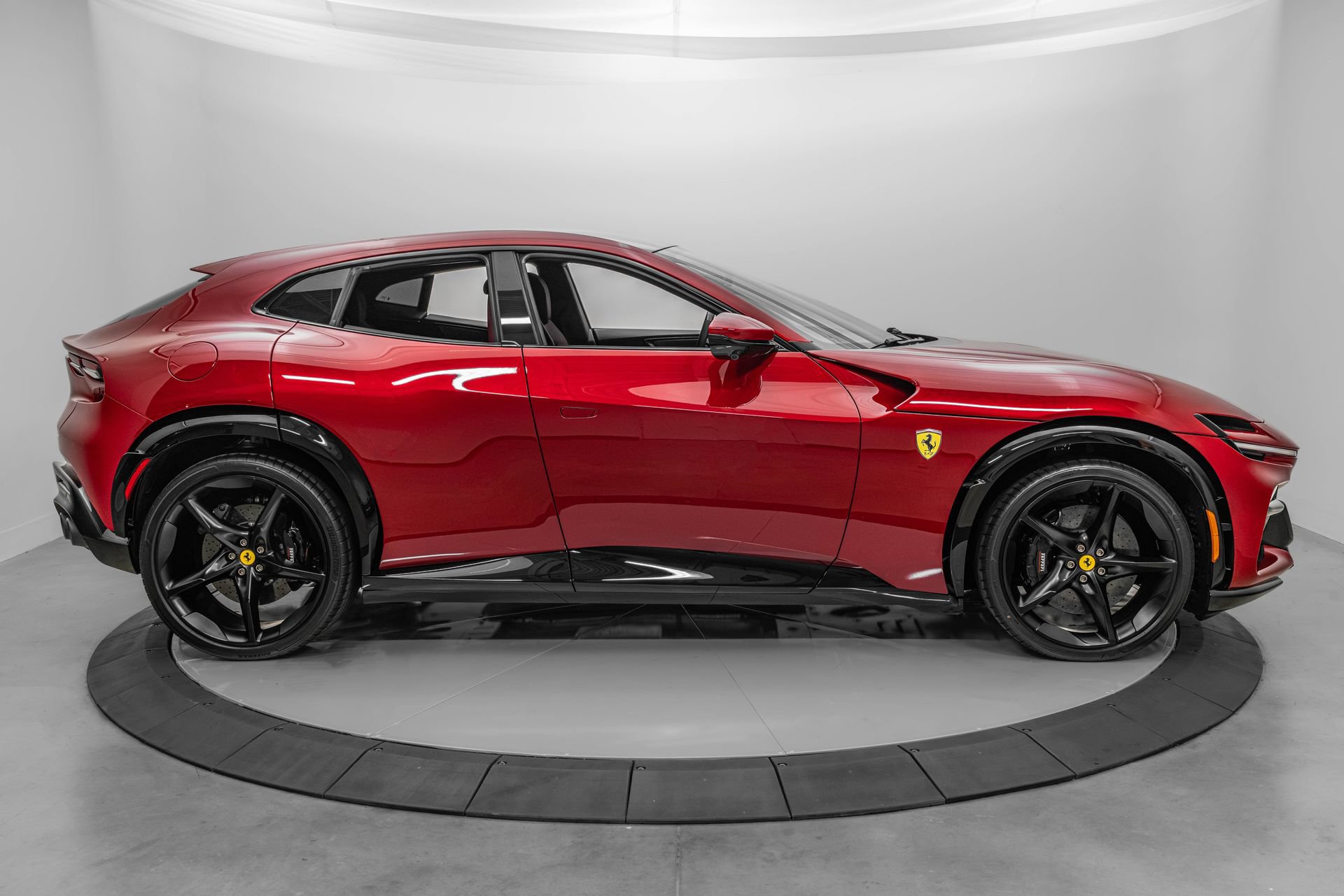 Certified 2026 Ferrari Purosangue AWD/4WD image 9