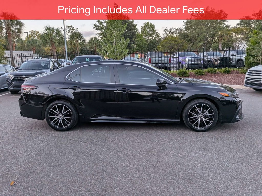 Certified 2023 Toyota Camry SE FWD image 4