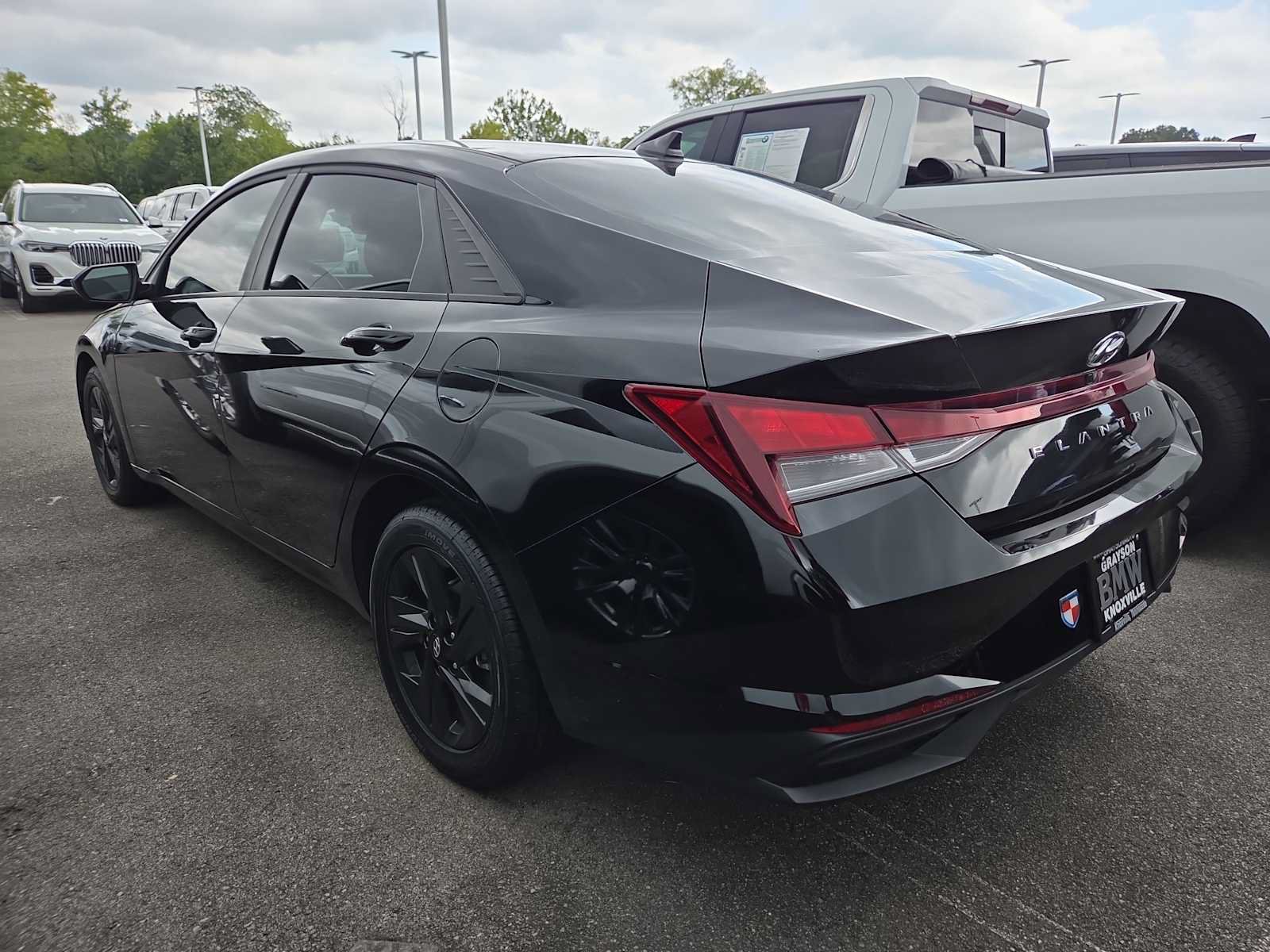 Used 2023 Hyundai Elantra SEL FWD image 5