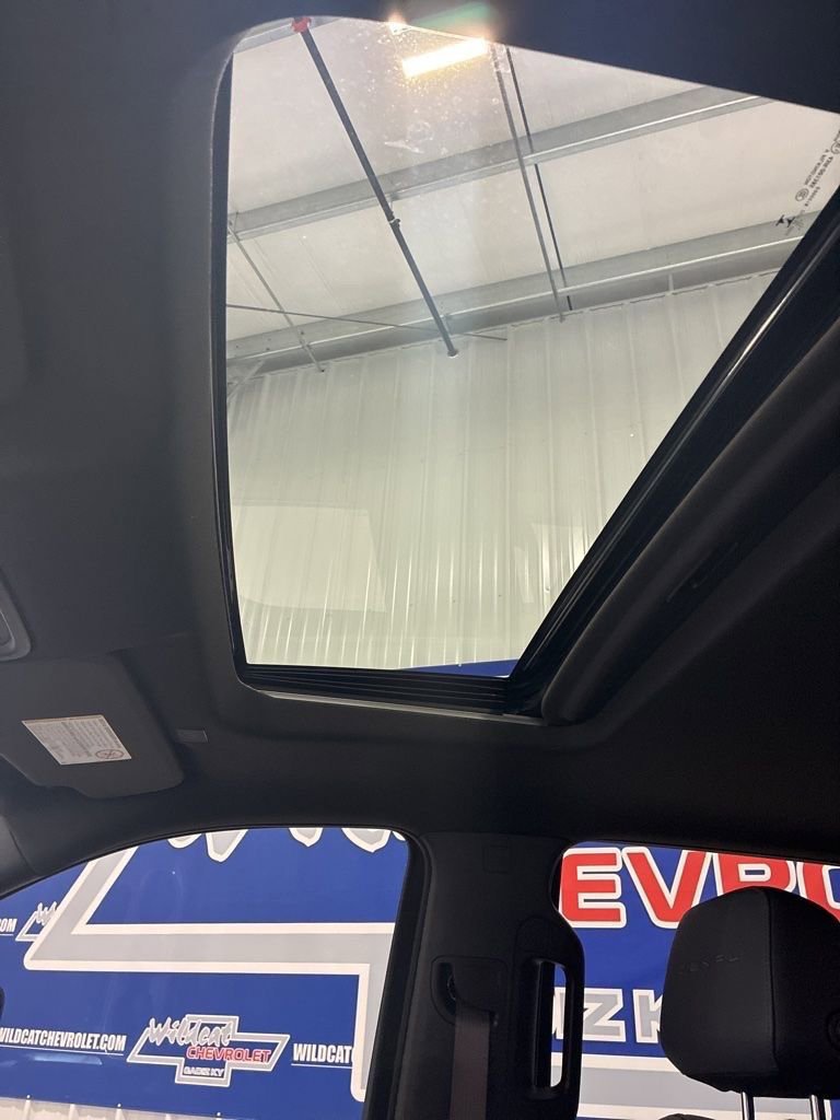 Used 2022 GMC Sierra 2500 Denali w/ Denali Ultimate Package image 32