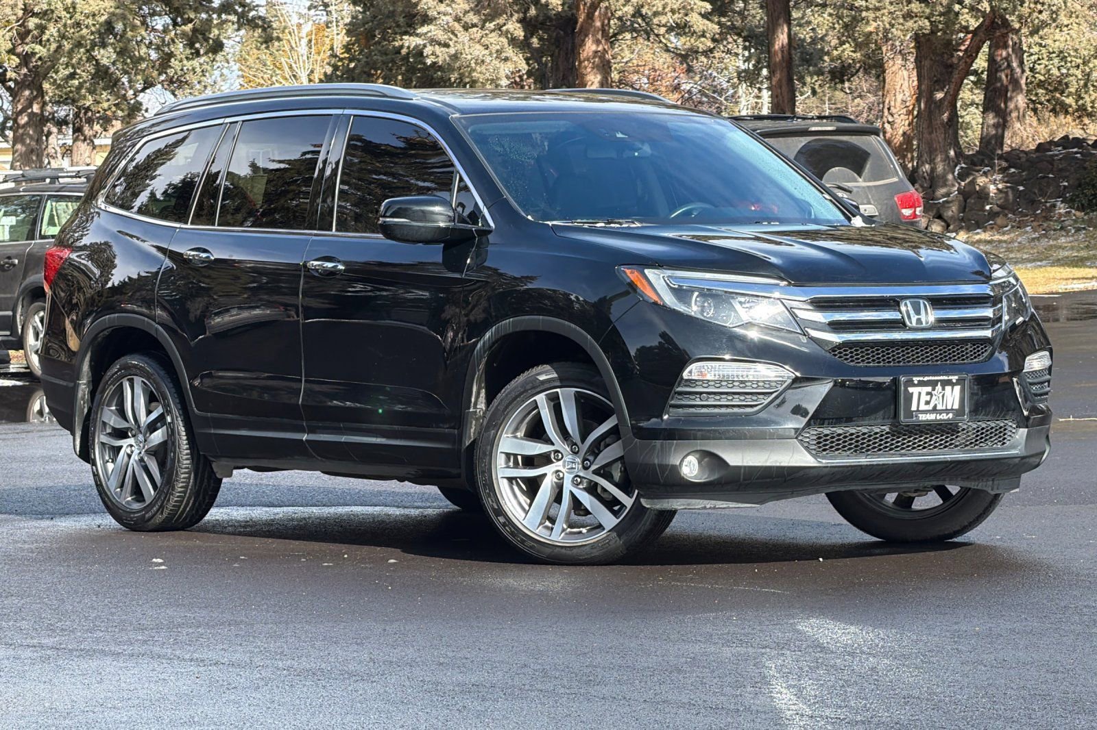 Used 2018 Honda Pilot Elite image 2