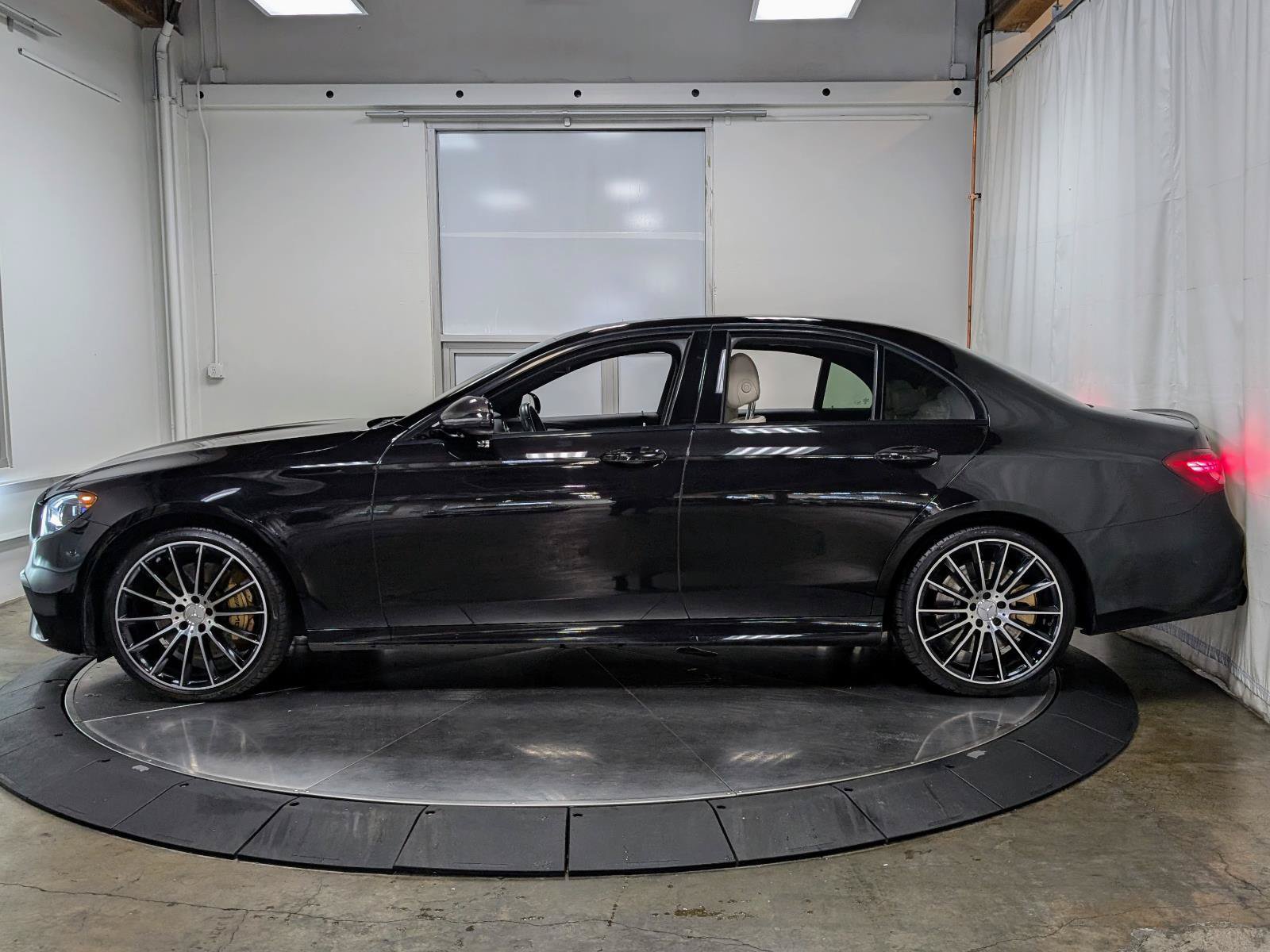 Used 2021 Mercedes-Benz E 53 AMG 4MATIC Sedan image 6