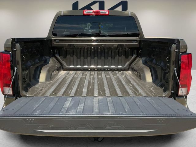 Used 2023 Chevrolet Colorado W/T RWD image 10