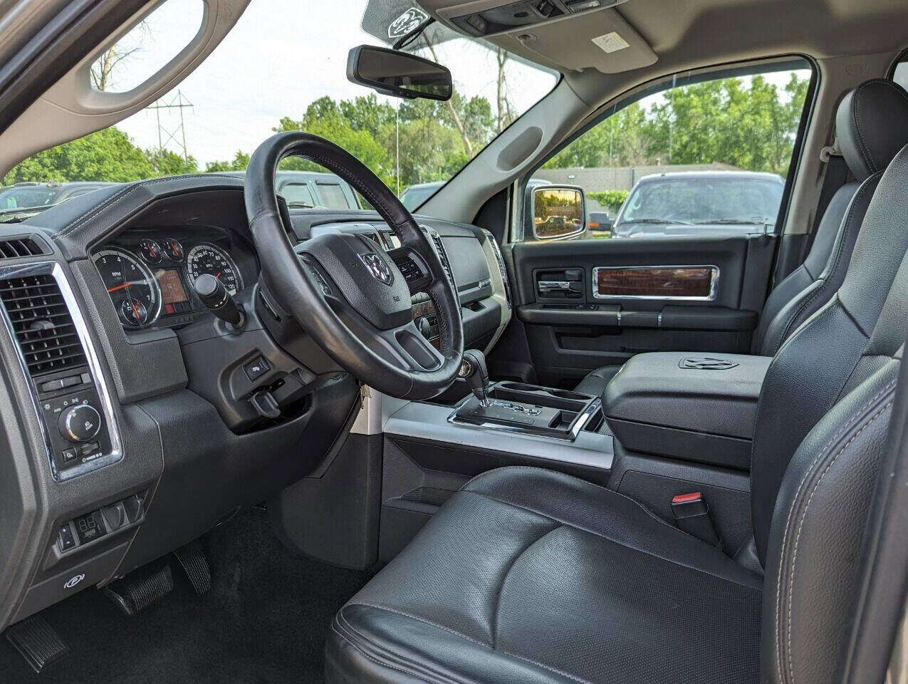 Used 2012 RAM 1500 Laramie image 11