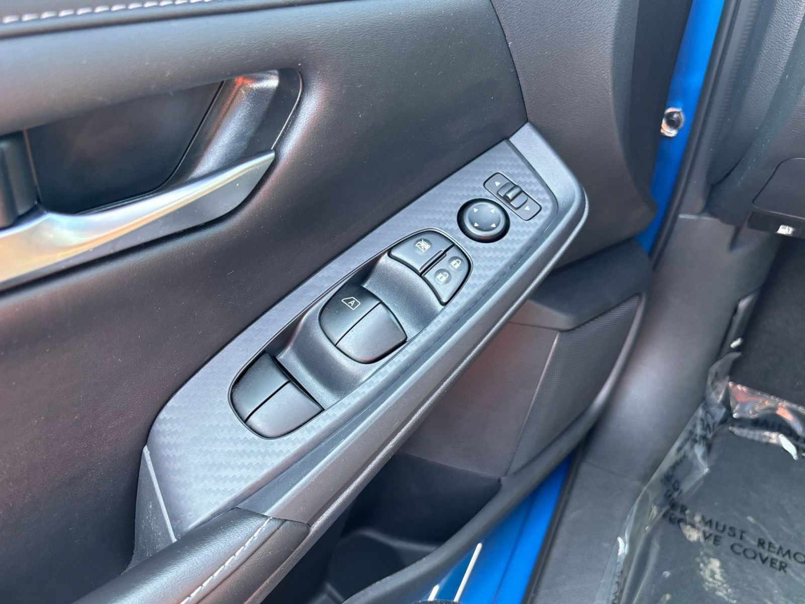 Used 2025 Nissan Sentra SV FWD image 18