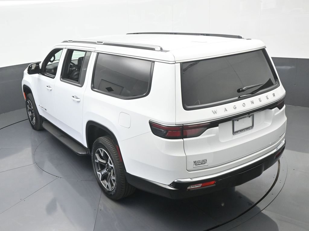 Used 2023 Jeep Wagoneer L Series III w/ Preferred Equipment Group image 55