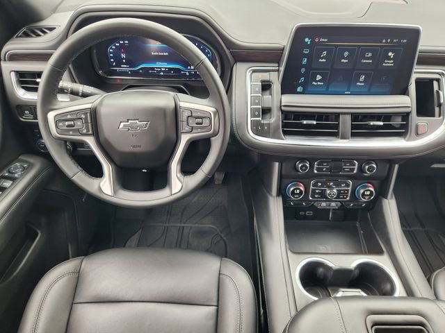 Used 2024 Chevrolet Suburban Z71 w/ Luxury Package image 27