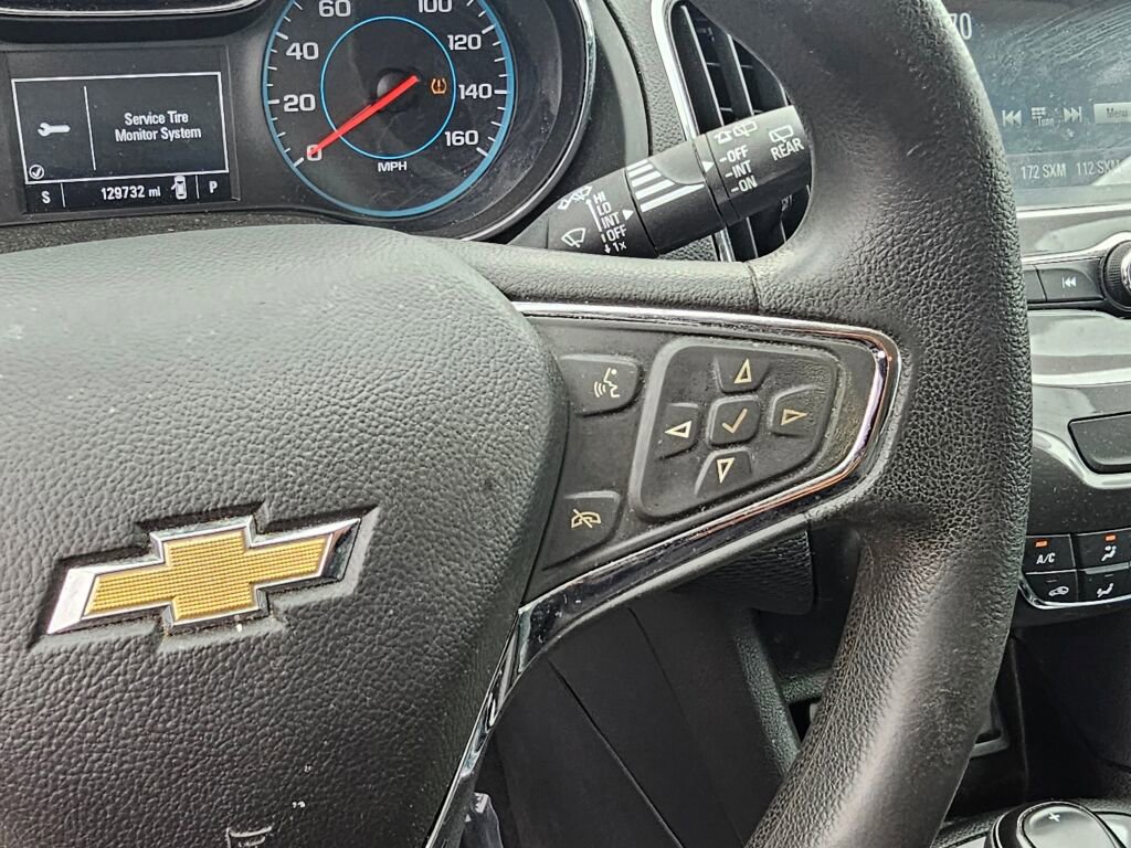 Used 2017 Chevrolet Cruze LT w/ Convenience Package image 32