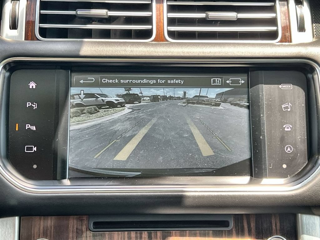 Used 2016 Land Rover Range Rover Supercharged AWD/4WD image 25