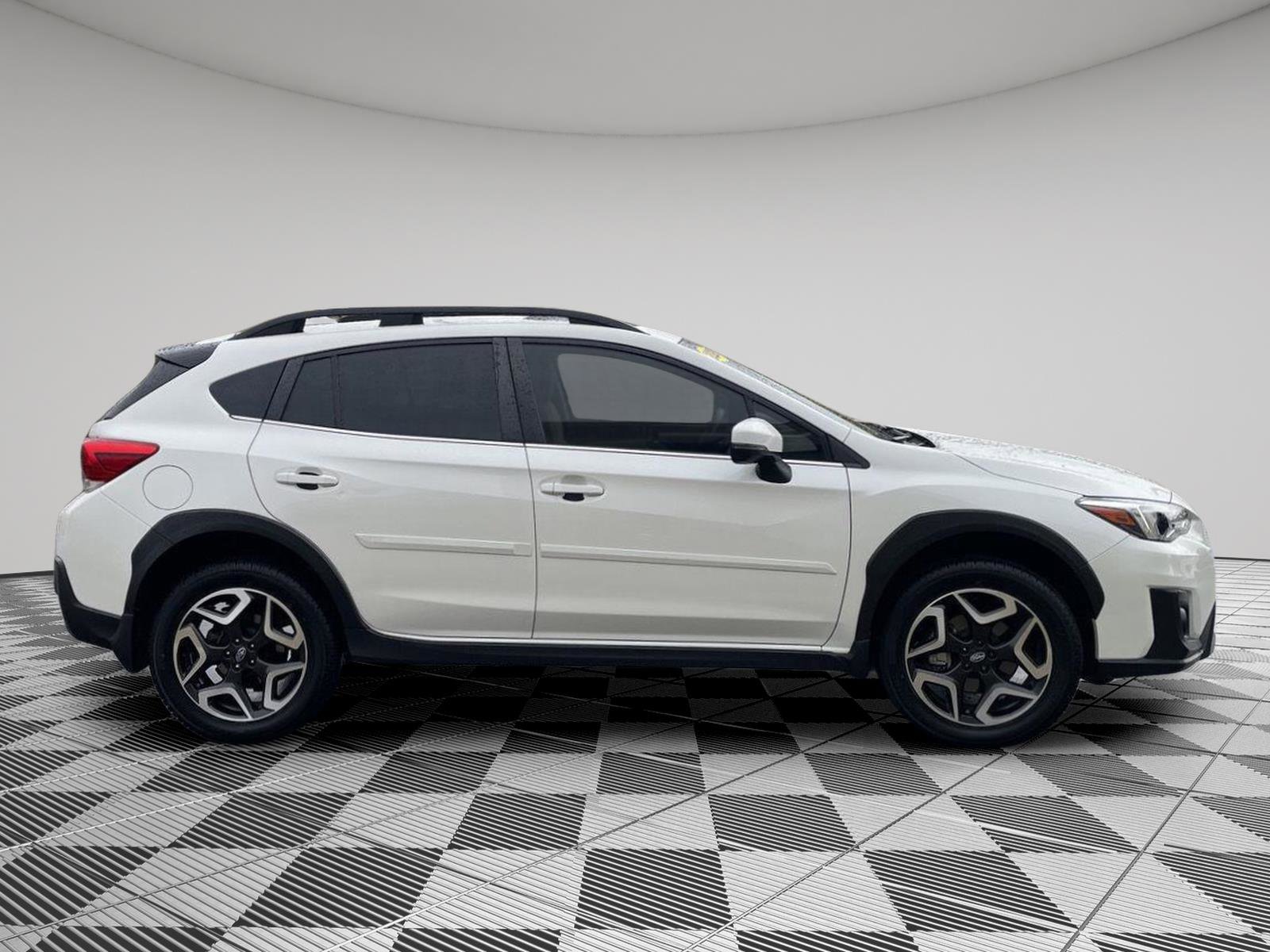 Used 2020 Subaru Crosstrek 2.0i Limited w/ Moonroof Package w/Navigation image 16