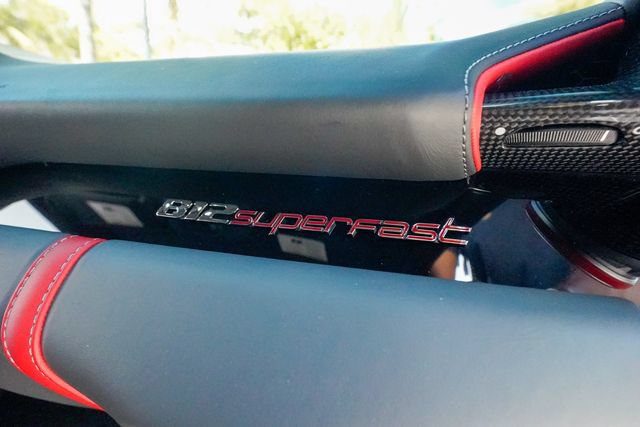 Used 2018 Ferrari 812 Superfast RWD image 75