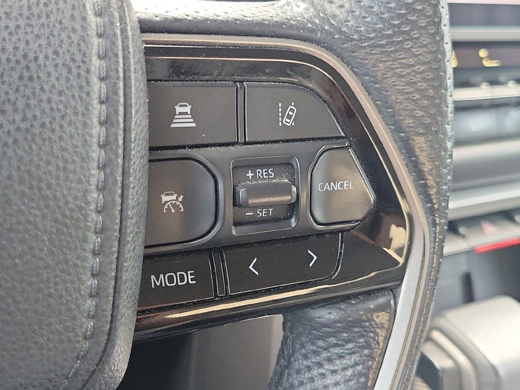Used 2023 Toyota Tundra Limited w/ Power Package AWD/4WD image 33