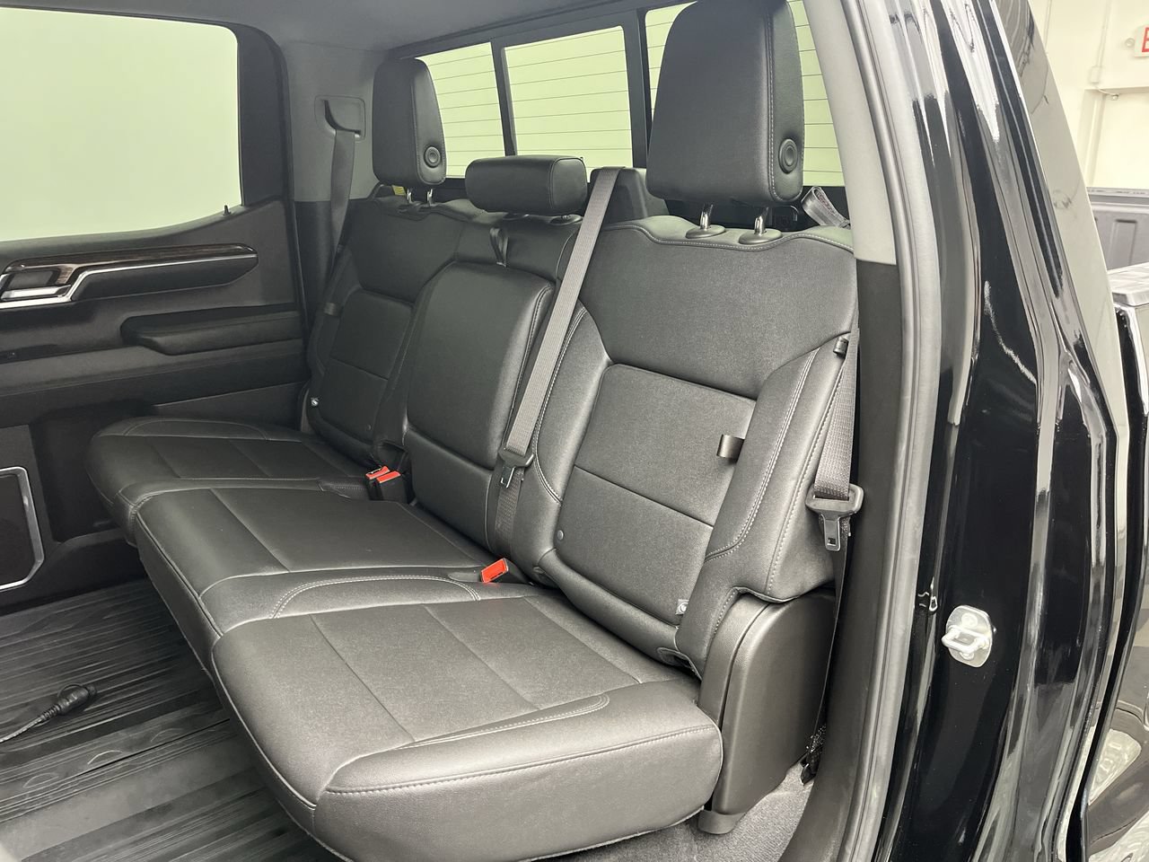 Certified 2024 GMC Sierra 1500 Elevation w/ Elevation Premium Package AWD/4WD image 14