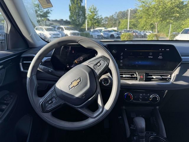 Used 2024 Chevrolet TrailBlazer LT FWD image 4