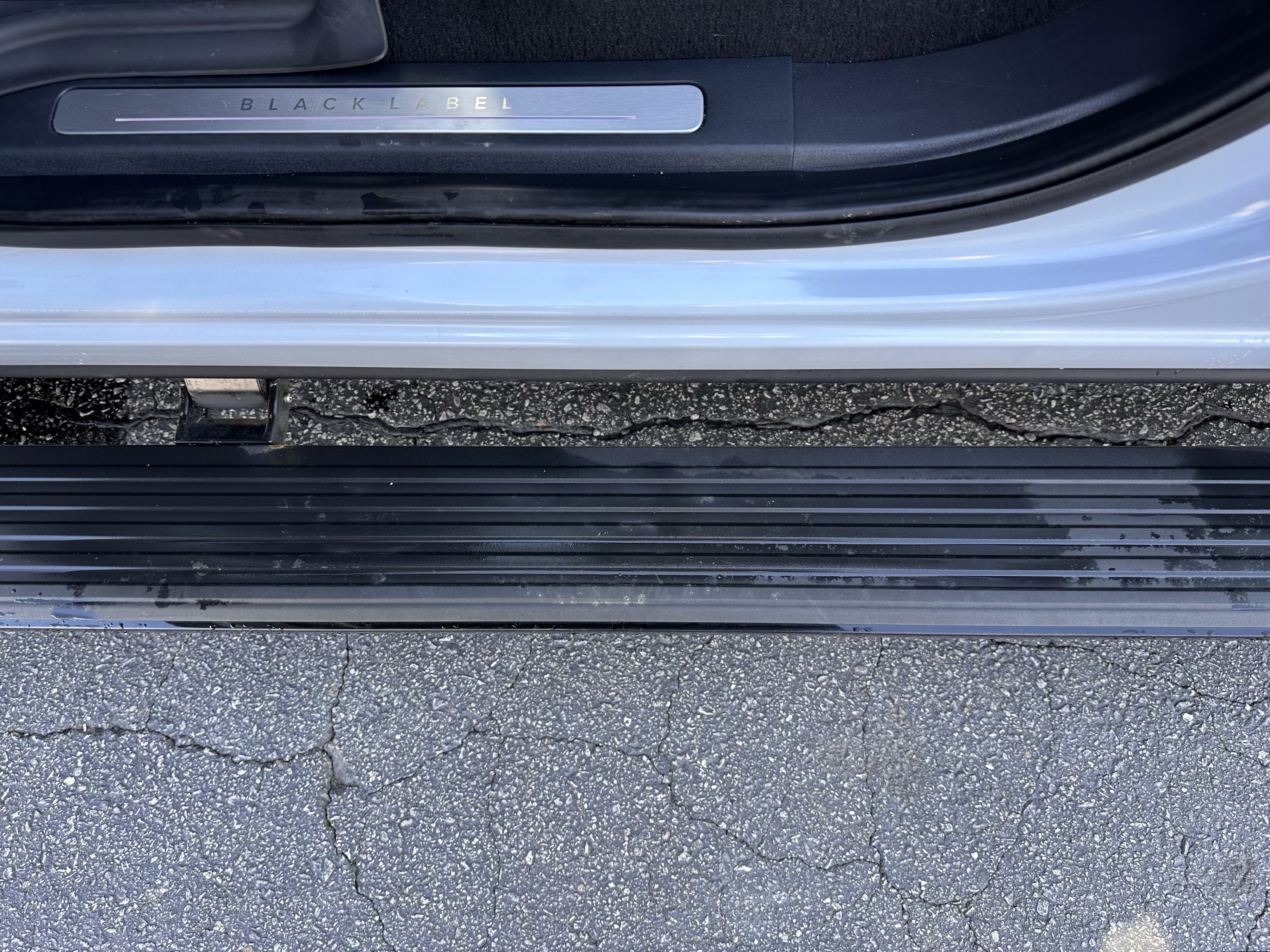 Used 2025 Lincoln Navigator L Black Label w/ Black Label Special Edition image 11