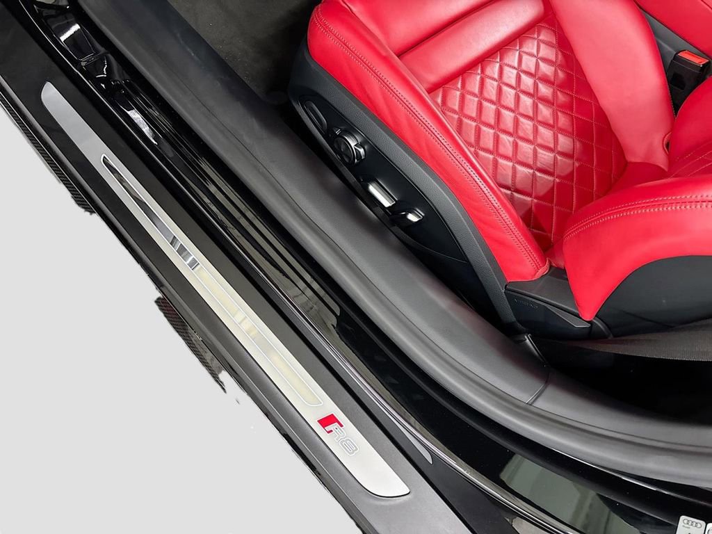 Used 2023 Audi R8 V10 performance image 21